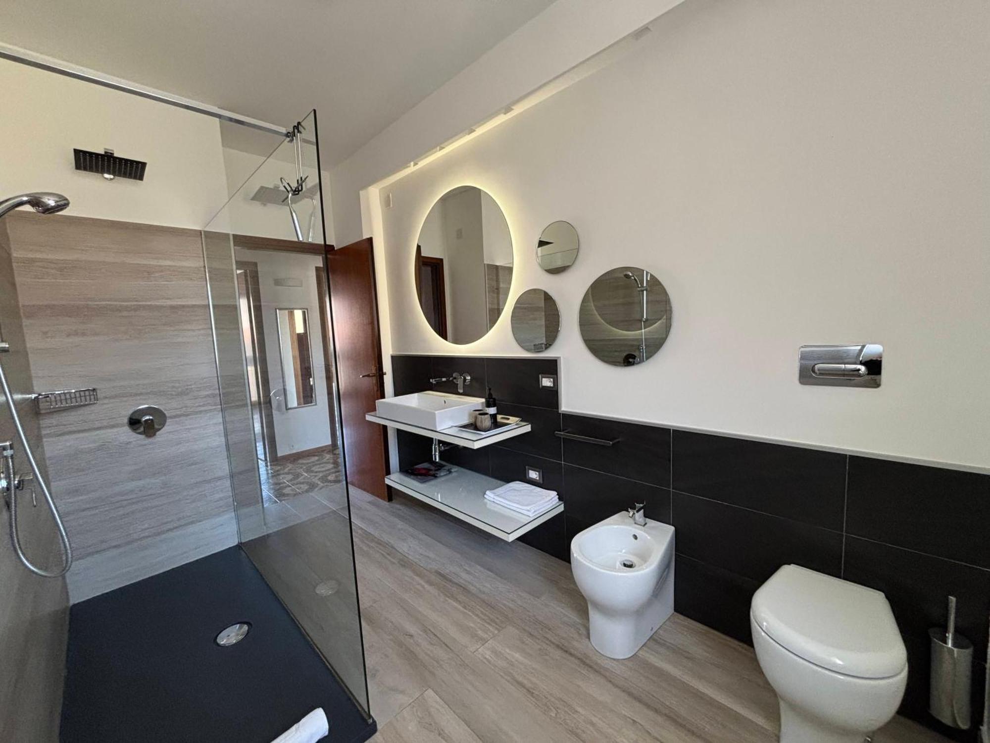 Archimede Lounge *
